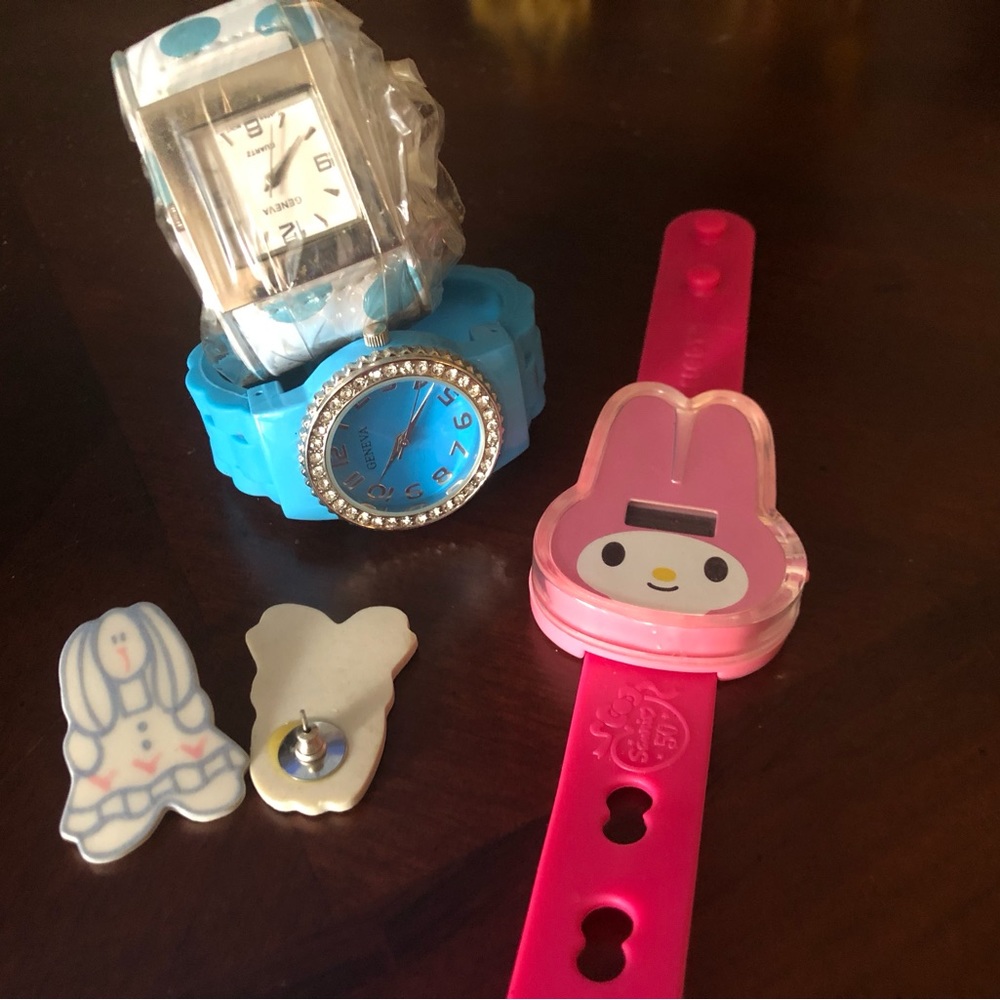 “YOUTH BUNDLE” of 3 new wrist watches and a pair of “BUNNY RABBIT” studs.